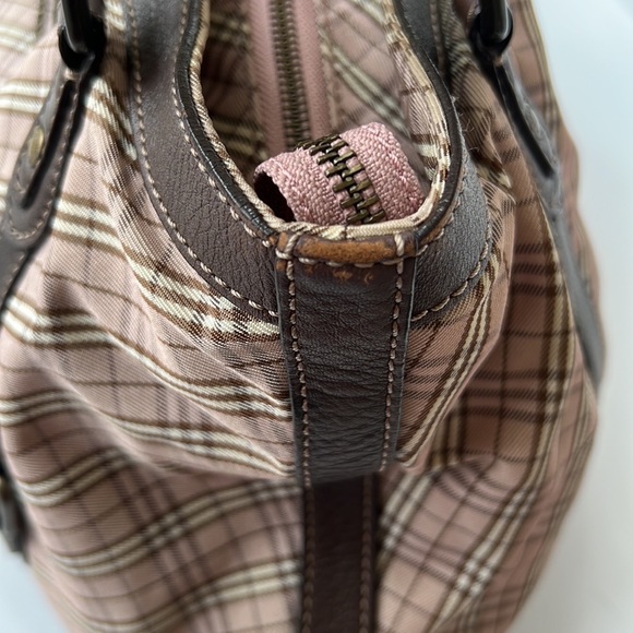 Burberry Pink Nova Set - Picture 9 of 15